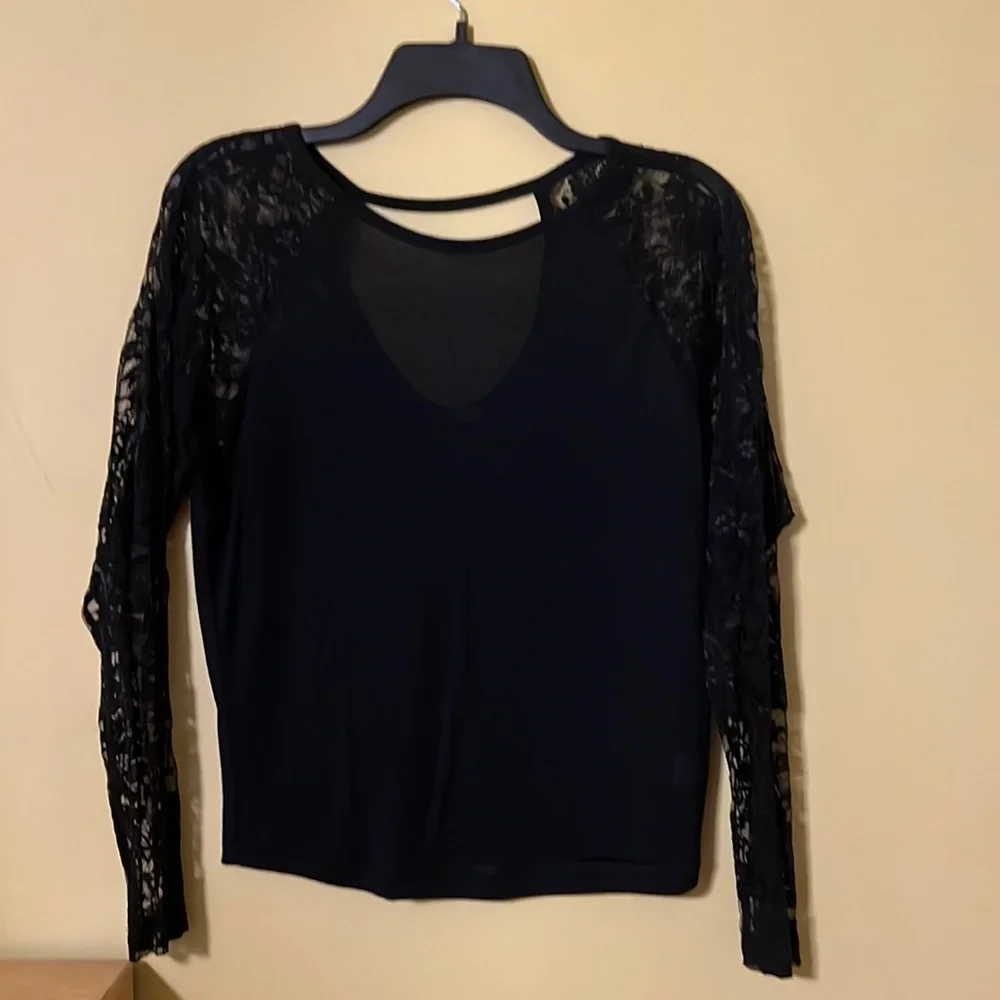 Basic House blouse Excellent condition - Picture 1 of 3